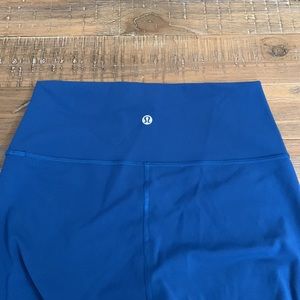 Lululemon Wunder Train leggings, size 2!